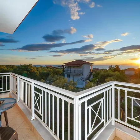 Апартамент Panoramic View House *